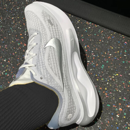 耐克（NIKE）男鞋2025新款夏季运动鞋Journey Run减震跑步鞋轻便透气休闲鞋 FN0228-104金属银 42.5
