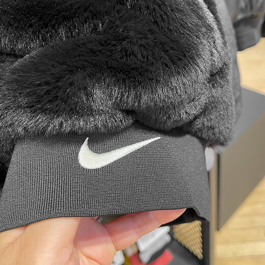 耐克（NIKE）外套女装秋冬新款运动服加厚保暖环保皮草上衣夹克FB8693-838 FB8693-010黑色双面穿 S