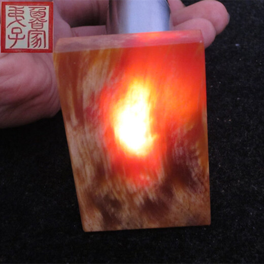 Knock knock love 11-year-old store North agarwood amber wood Northeastern pine Mingzi fully oiled and transparent handle piece Wushi brand pendant 77 length, width and height 4 6 1 cm