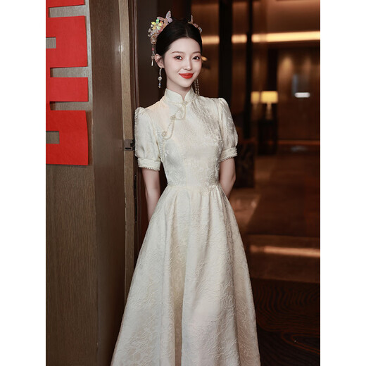 
Messbeth white cheongsam engagement dress can be worn normally with collar registration dress for women's banquet evening dress. Small white M suggests 96-105Jin [Jin equals 0.5 kg]