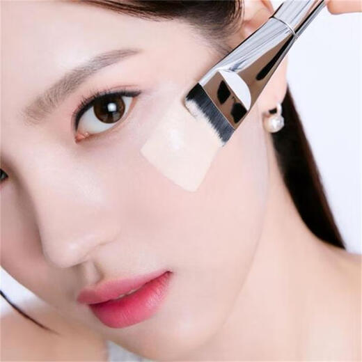 Wakemake Korean original imported makeup brush foundation brush one-line flat brush portable makeup brush facial mask brush Korea imported one-line foundation brush 1 piece