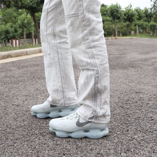 耐克（NIKE）Air Max Scorpion FK 新款低帮耐磨回弹全掌大气垫休闲运动跑步鞋 FQ2694-001白灰 40.5