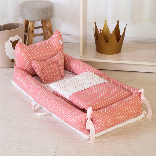 Beijia Yuanying crib mid-bed detachable and washable portable crib anti-shocking bionic fully removed baby pillow travel crib Crown (crown model) 90*55*35cm [with quilt]
