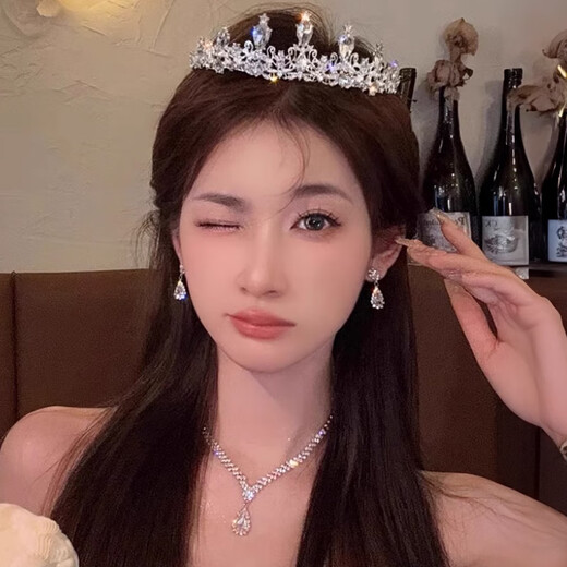 公主生日皇冠头饰新娘王冠成人18岁女生发箍发饰儿童道具拍照装饰 新款银色白钻豪华皇冠