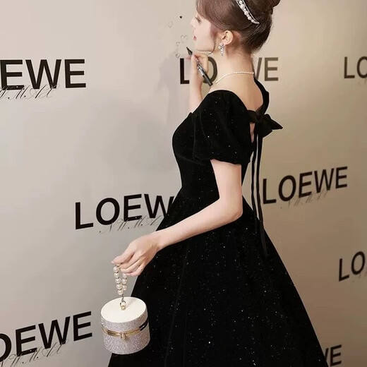 Black autumn and winter new evening dress light luxury niche high-end art exam adult ceremony host long French high-end large size black strap style L