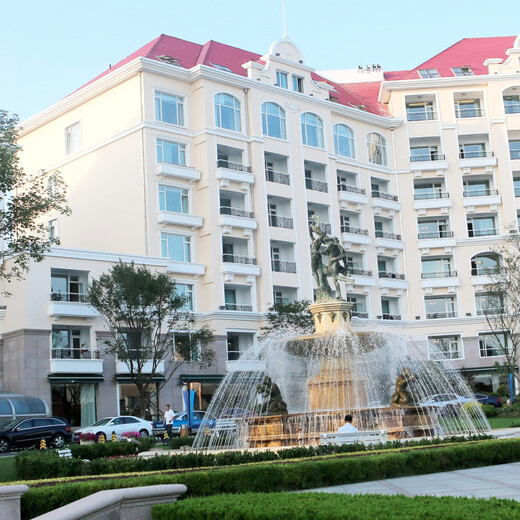 Qingdao Seaview Grand Garden Hotel Northbound Express Room 2 nights + breakfast + double Ginkgo Tree/Double Guangdong Hall package 1 May 18th - September 29th (applicable to non-summer & holidays) Northbound Express Room 2 nights package