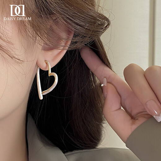 DAISY DREAM official authentic 925 silver needle love earrings for women with square and round faces, versatile earrings, simple niche design, exquisite earrings, love two-wear earrings, 925 silver needle