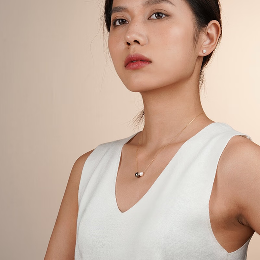 Chishe Tahitian black pearl pendant sea water small light bulb 18K double beads passerby transfer necklace young style simple women