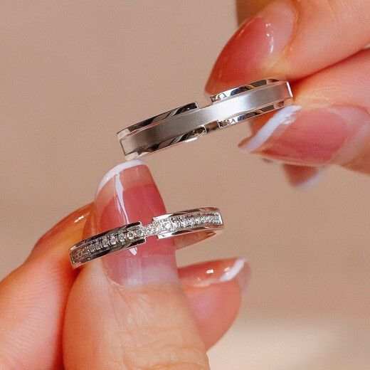 Pang Donglai's same style PT950 platinum wedding ring, Jian Jia Cang Cang couple's ring, a man and a woman propose to get married, a pair of platinum oaths from each other, a pair of national inspection certificates, and a gift box