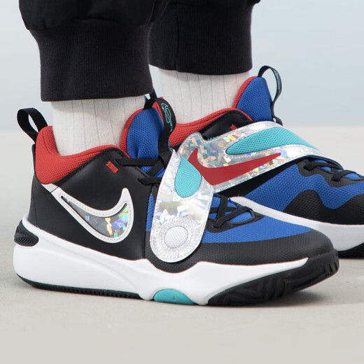 耐克（NIKE）胜道 TEAM HUSTLE D 11 SE (GS)青少年篮球鞋透气舒适休闲鞋 FJ1390-001 39