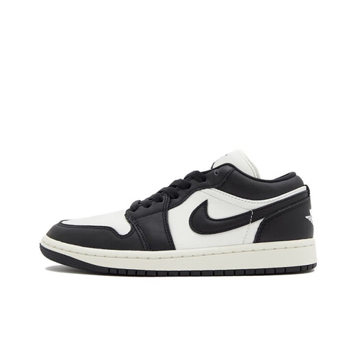 Nike (NIKE) [Trend] Air Jordan aj1 shoes for women's new low-top casual lightweight breathable sports basketball shoes FB9893-101 Black and white 36