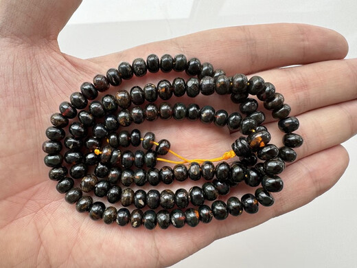 Lianju comes with a certificate of identification, Fushun amber, black amber, medicinal amber, 6 mm 108 necklace, bracelet