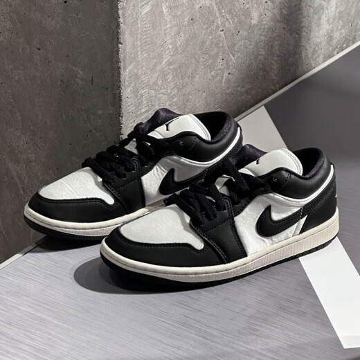 耐克（Nike）运动鞋女鞋 春秋季新款Air1Low舒适休闲鞋ins潮时尚低帮篮球鞋 FB9893-101/黑白 37.5