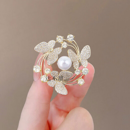 Tabuliu sense niche butterfly brooch niche versatile temperament anti-exposure suit birthday gift 232#vip1