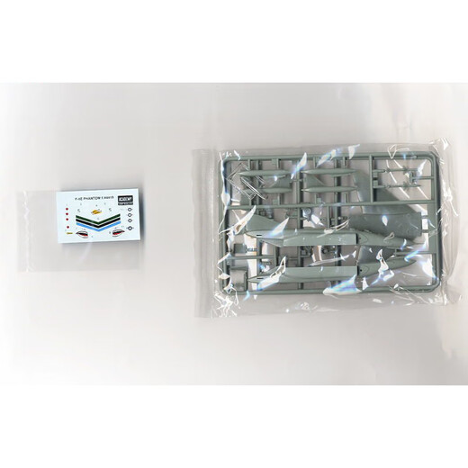 
ACADEMY American aircraft bombing fighter assembled army simulation ornaments gift import model 1/144 F-4E ghost fighter 12605
