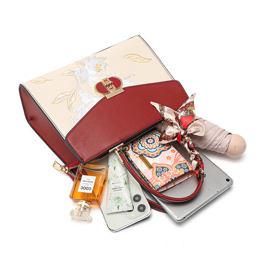 Xiangwei New Year's gift for mother's birthday is practical, 40-year-old mother-in-law, 50-year-old and 60-year-old ladies portable wedding bag, red gift bag gift box + bouquet scarf, heart-warming gift for elders