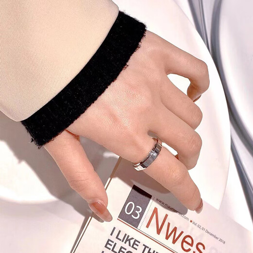 Fat Donglai's same style 18k rose gold ring 18K Shilairun platinum with diamonds double circle all over the sky rose gold - seven diamonds 4.8mm US size 5