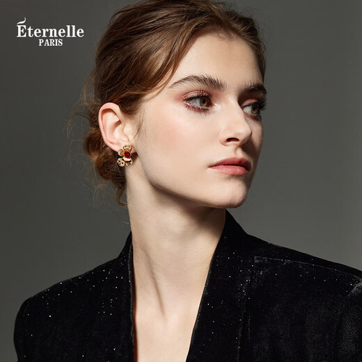 Eternelle French Eternal European and American Retro Earrings High-end Light Luxury Fashion Earrings Temperament Versatile Earrings Blue