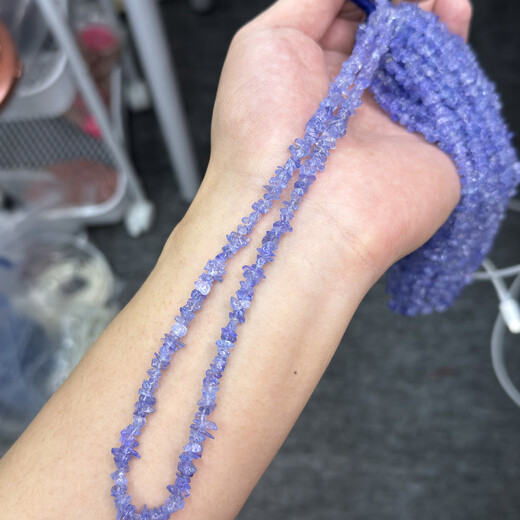 Library selected natural tanzanite amorphous raw stone gravel DIY with beads semi-finished necklace bracelet imported from India 3-5mm 1 piece 40cm