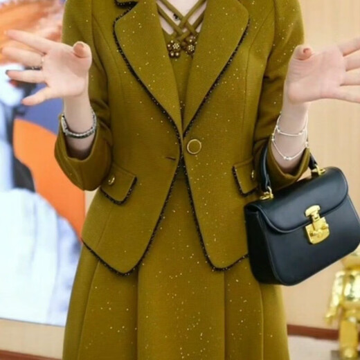 Doretin Single/Suit Madre de mediana edad Mother Set de dos piezas para mujeres Spring y otoño Vestido nuevo para mujeres Traje de moda para mujeres Spring 9859-Apricot Traje de color Broche Random M