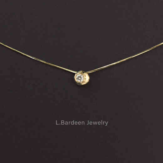 Shiniao minimalist high-end 18K gold au750 real diamond snake bone chain necklace female color gold clavicle pendant 7 points diamond 37+3cm ready stock