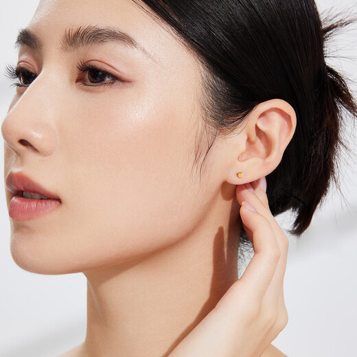 Lukfook Jewelry Gold Stud Earrings Geometric Round Bubble Studs Solid Solid Gold Earrings Price Approximately 1.02g