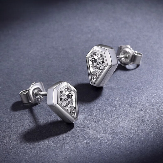 Guanpu Pavilion Fat Donglai same style men's platinum earrings pt950 men's platinum natal year snake year zodiac men's trendy fashion single weight 1.5-1.7 grams