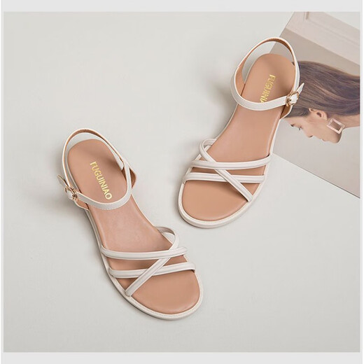 Yierkang Prince Sandales plates en cuir authentiques pour les femmes en 2025 Été Nouvelles chaussures à un bouton non glissantes polyvalentes et à la mode sans glissement pour les femmes qui ne sont pas fatiguées depuis longtemps. 688 Black 35 Taille standard
