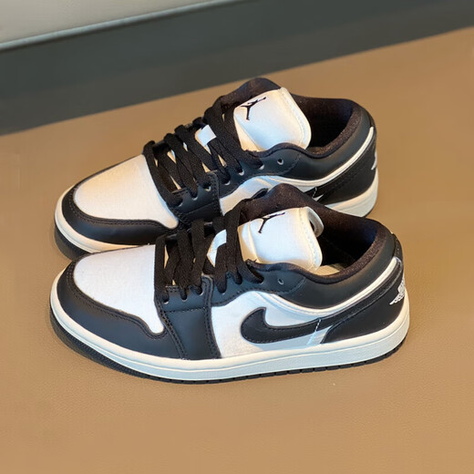 Nike (NIKE) zapatillas de deporte Air Jordan aj1 de moda para hombre y mujer, zapatillas de baloncesto deportivas transpirables, informales, ligeras, resistentes al desgaste y antideslizantes FB9893-101 40 talla de mujer