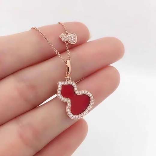 Youshu star's same style double gourd necklace for women 18k gold red and white fritillary green pendant clavicle chain medium rose gold red agate
