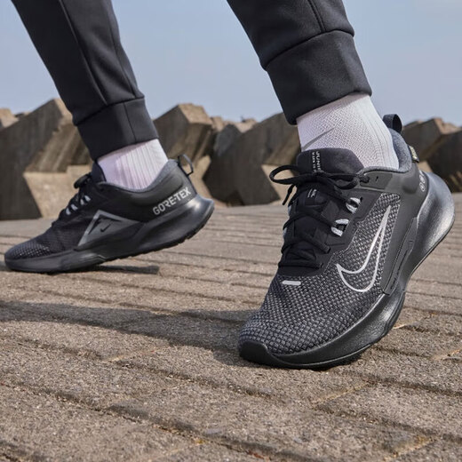耐克（NIKE）跑步鞋男鞋2025夏季新款低帮缓震运动鞋轻便耐磨透气舒适休闲鞋 HM9734-001黑/冷灰/煤黑 43