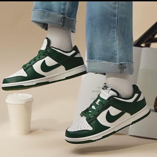 Nike (Nike) Shoes Men Dunk Low Retro Low Top Casual Sneakers de zapatillas de zapatillas Retro Ligeros y cómodos DD1391-101 Blanco y verde 40.5
