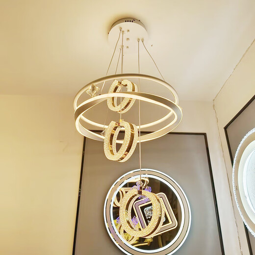 XMSJ Chandeliers de restauration simple personnalisés Nordic Creative Personnalize Dining Table Bar Lampes Internet Célébrité Lumière Luxury Crystal Chandeliers 3889 / Trois Couleurs Changement Lumière 48X48X100CM 120W