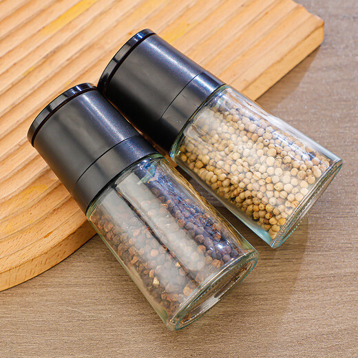 Pepper grinder manual pepper salt shaker chili powder grinding bottle kitchen seasoning bottle seasoning bottle black lid 2 pieces