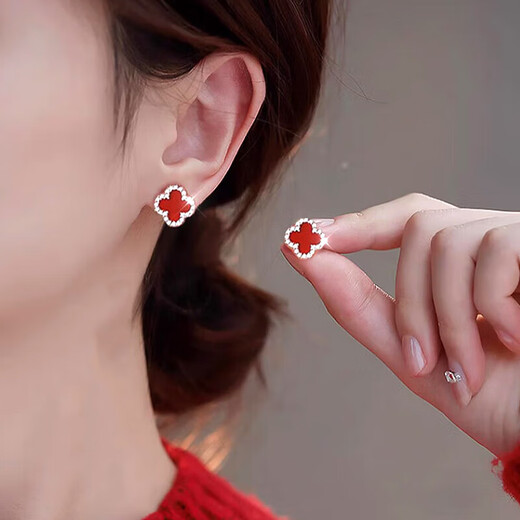 MIMORE S925 silver and red agate four-leaf clover earrings for women, fashionable, high-end, temperamental earrings for piercing, no need to remove and prevent clogging
