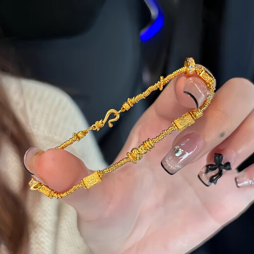 Michelle France's new 18K gold coiled hoop bracelet for women, fashionable and versatile bracelet accessories Coiled 18K gold hoop bracelet