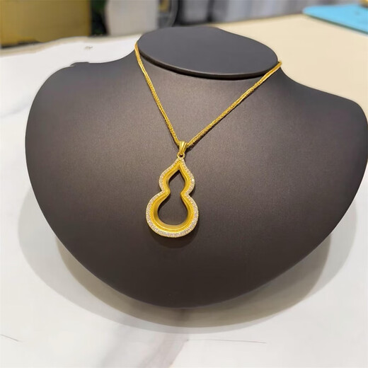 Shien Chinese style 18k gold-plated hollow gourd pendant necklace for women, diamond series, personalized and versatile commuting clavicle chain, hollow gourd pendant + Chopin chain