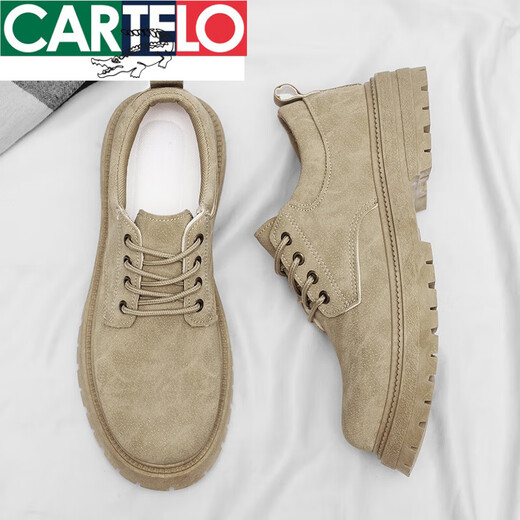 卡帝乐鳄鱼（CARTELO）新品春秋季男休闲皮鞋英伦风工装劳保工作宽脚大头马丁靴低帮皮靴 卡其 39 标准休闲鞋尺码