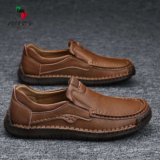 Région occidentale Camel en cuir supérieur Couche de vache Chaussures masculines Four saison Sole douce Sole confortable Couture à la main à la main