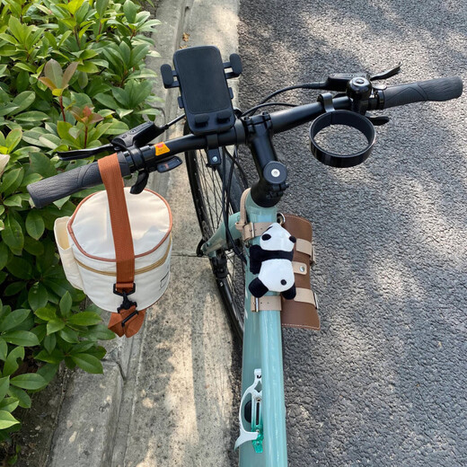 Shantou Lincun road bike handlebar water bottle holder flat handlebar bicycle anti-shake riding bracket electric bike mountain bike milk tea cup holder cup holder size suitable for pipe diameter 21-22mm (inclusive