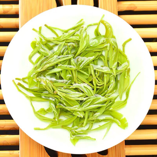Ganxiangpo New Tea, Alpine Cloud Mist Green Tea, Spring Tea Before the Rain, Strong Fragrance, Durable to Brewing, Sufficient Sunshine, Maojian Green Tea 125g, 500g, 500g Bag, Free Half Jin Jin of the same style, equal to 0.5 kg