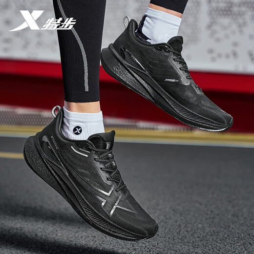 
XTW [The darker the more you practice] Two thousand kilometers three generations of men's running shoes, sports shoes, lightweight shock-absorbing and wear-resistant running shoes body test