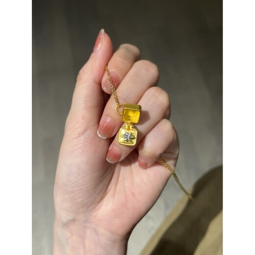 QUAMER Old Phoenix Gold Store True Love Confession Gift Box Diamond Pendant Simulation Gold Necklace Light Luxury Niche Clavicle Birthday One Diamond Gift Box Pendant Necklace