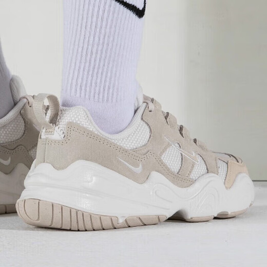 Nike (Nike) Официальная женская обувь 2025 Летняя новая технология Hera Sports Retro Dad обувь кроссовки. Случайная обувь DR9761-002 Phantom Grey 36
