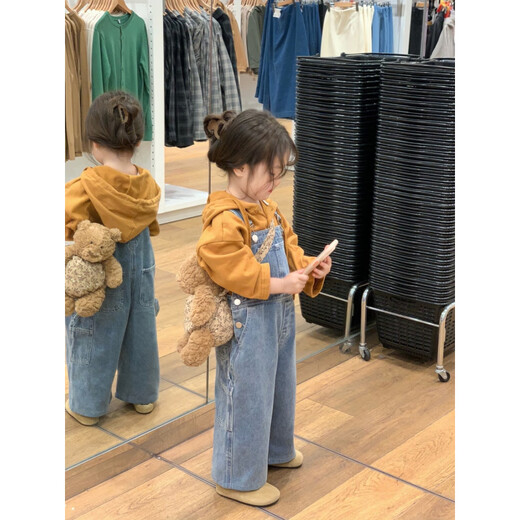 格素凡女童秋季小宝宝背带裤套装宝宝春装休闲宽松阔腿裤连帽卫 韩版牛仔背带裤加卫衣套装 80 不要贪大咨询客服