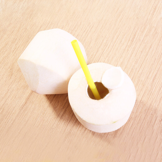 Pinzan Thai Green Coconut 9 single fruits net weight 900g-1000g large coconut fresh fruit