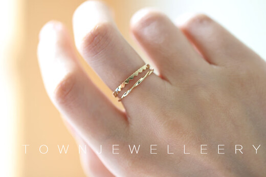 Li Shen ATOWN Water Wave Japanese and Korean Pure 14K Gold Slim Wave Twist Exquisite Girlfriend Gift K Gold Ring Hong Kong Code No. 14