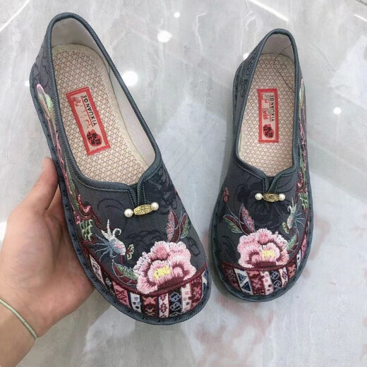 春季新款单鞋绣花鞋中国风老北京布鞋轻便妈妈鞋平底一脚蹬女鞋 X123红色 36