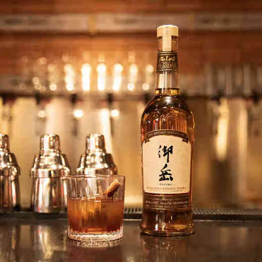 Saburo Maru (THE SUN) whiskey, tarot card series whiskey upgrade, Japanese whiskey original imported foreign wine, gift gifts, Yuyue No. 1 single malt whiskey 700ml