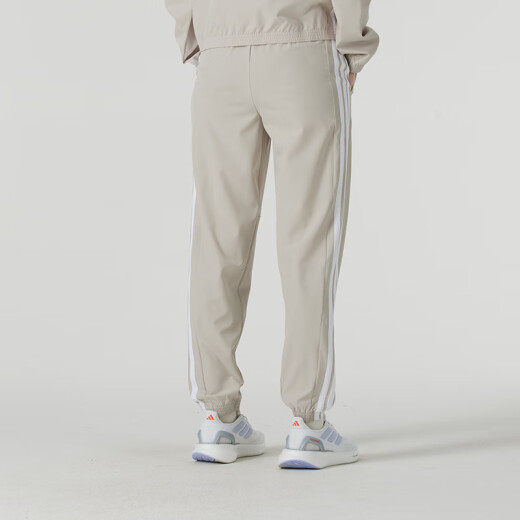 阿迪达斯 （adidas）女装运动套装25夏新款舒适透气简约短袖T恤宽松运动长裤 两件套 JM8803+JD6522 L